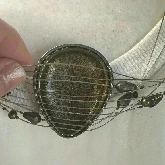 Vintage multi strand metal gold and silver tone necklace 16” - Picture 4 of 4